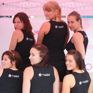 mPole performing at Darby Street Fair 2009