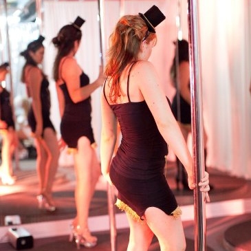 mPole's White Christmas Party 2009